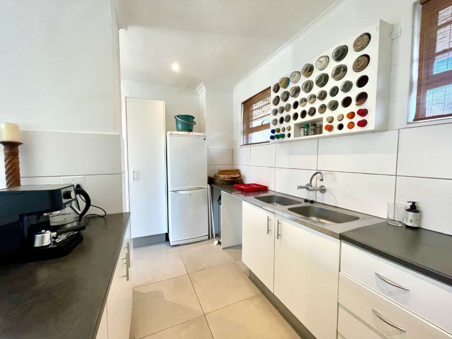 To Let 2 Bedroom Property for Rent in Tamboerskloof Western Cape